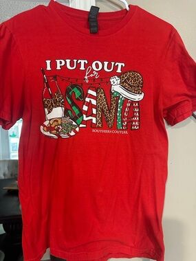 Southern Couture Women’s Red Short Sleeve 'I Put Out for Santa' Graphic Tee